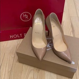 Christian Louboutin Pegalle Pumps in Nude, size 6